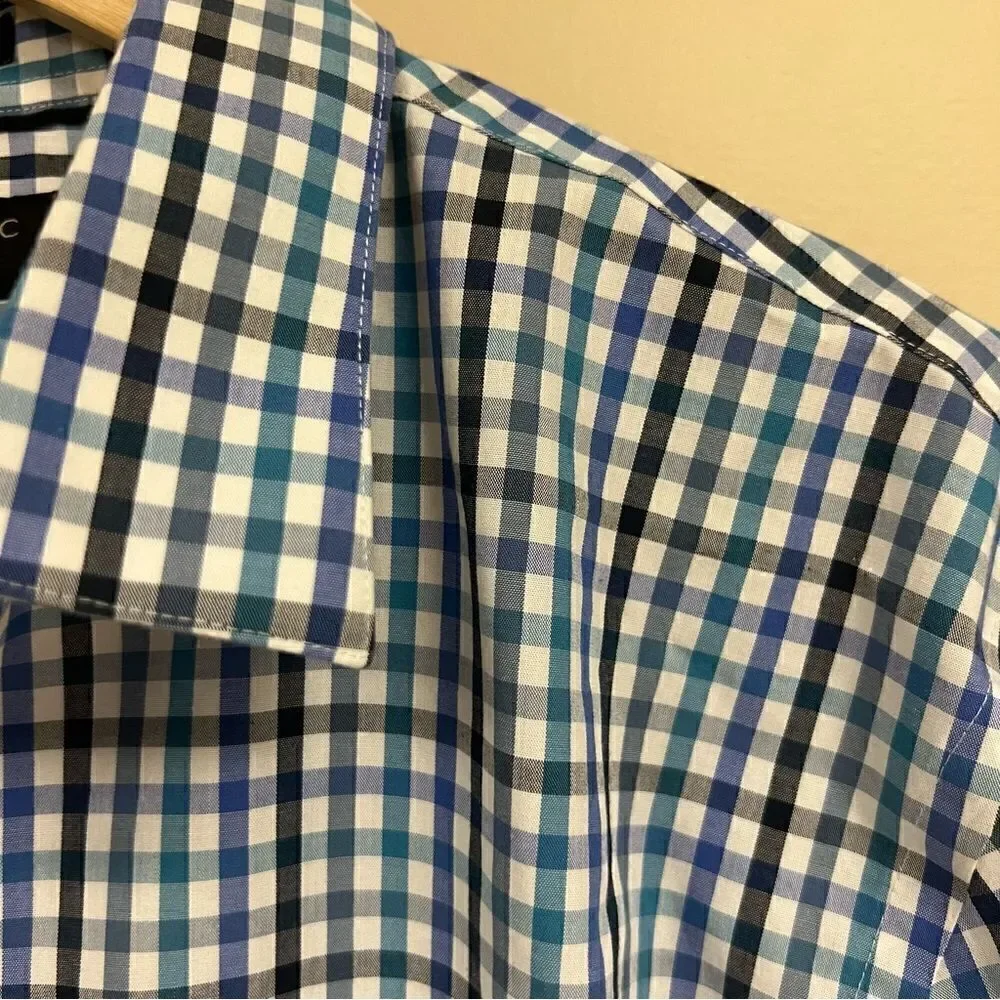 Banana Republic plaid cotton button down shirt L
